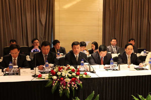 海关总署监管司副司长李伟主持会议,总署监管司,稽查司,上海海关,深圳